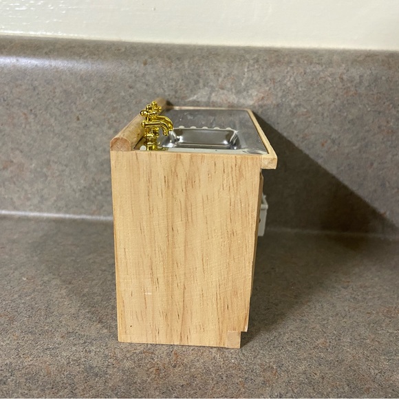 Dollhouse miniature kitchen sink - Picture 6 of 6